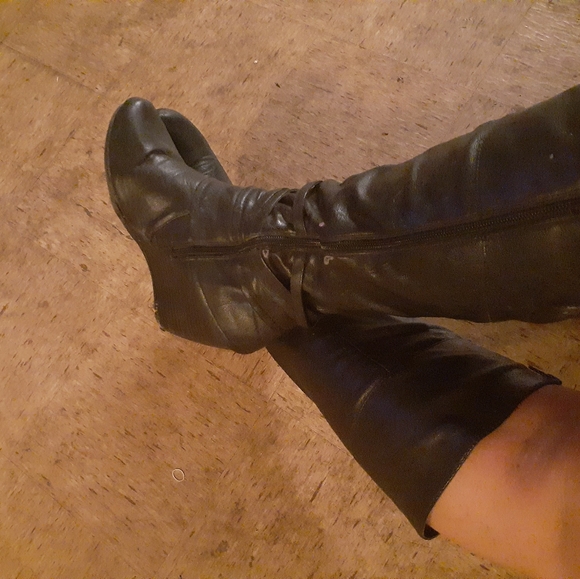 Boots - Picture 2 of 2